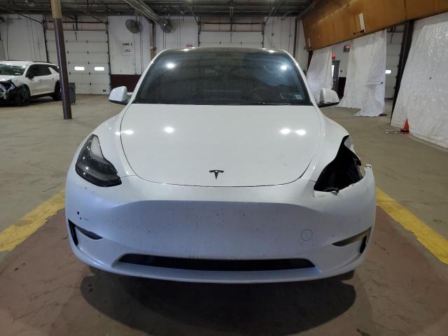  TESLA MODEL Y 2022 Білий