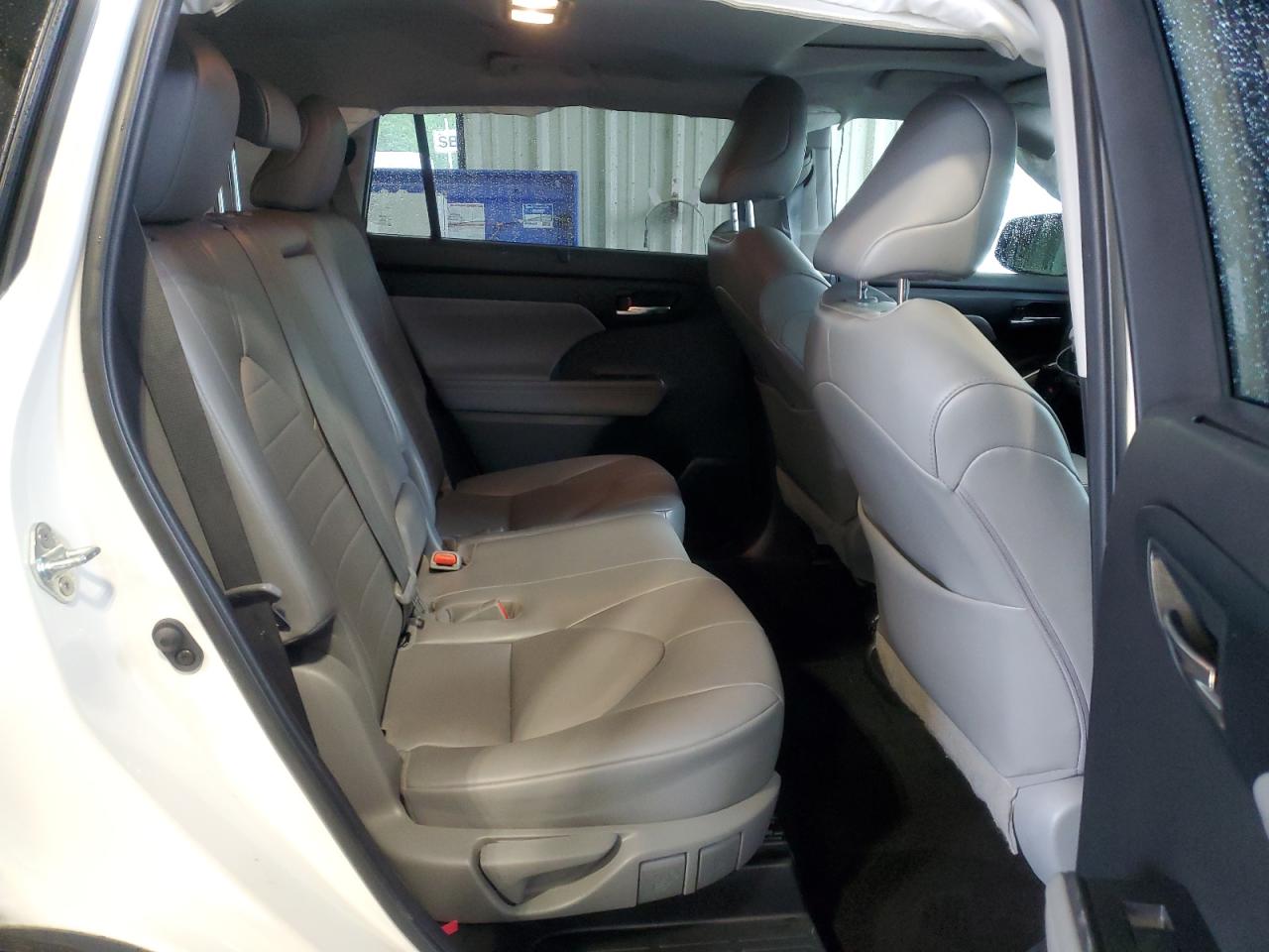 2022 Toyota Highlander Xle VIN: 5TDGZRBH4NS195276 Lot: 56879205