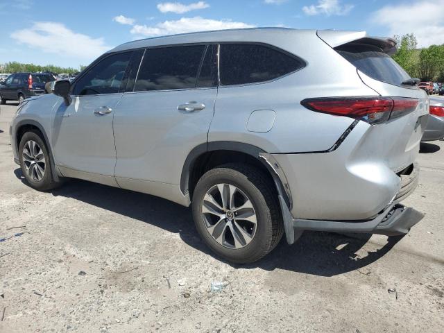  TOYOTA HIGHLANDER 2021 Srebrny