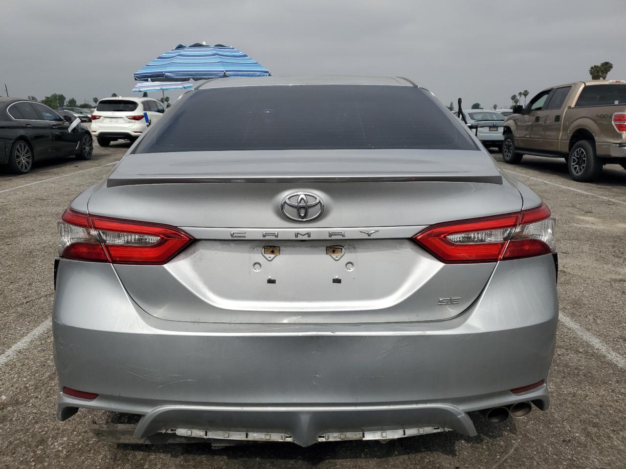2018 Toyota Camry L VIN: 4T1B11HK7JU561299 Lot: 58607895