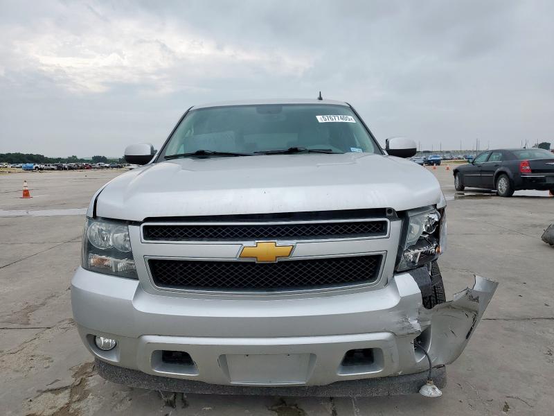  CHEVROLET SUBURBAN 2014 Silver