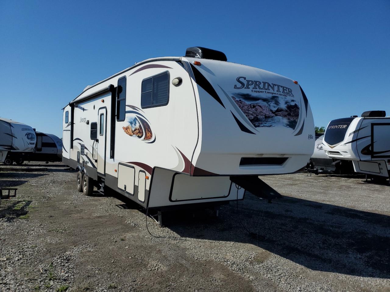2014 Springdale/ Sprinter Keystone for Sale in Earlington, KY - All Over