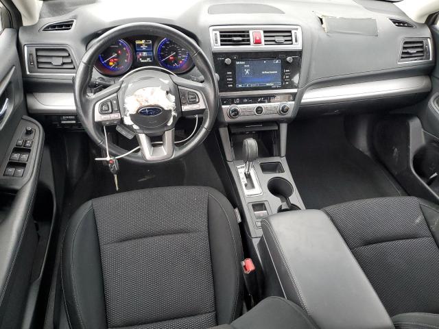  SUBARU OUTBACK 2015 Granatowy