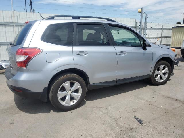  SUBARU FORESTER 2014 Серебристый