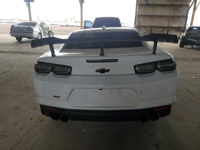  CHEVROLET CAMARO 2021 Белы