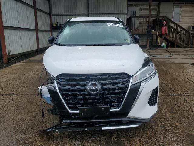  NISSAN KICKS 2024 White