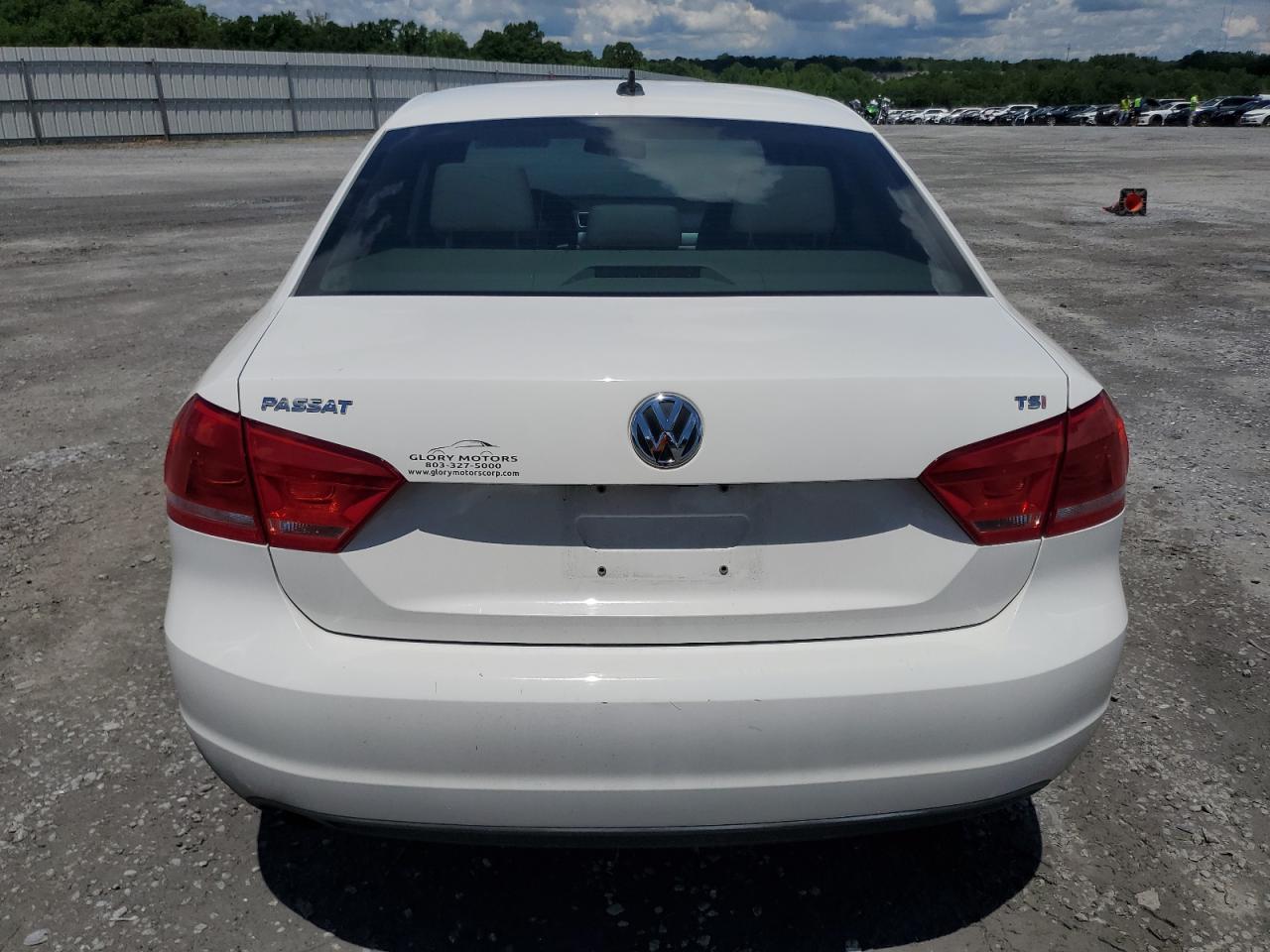 2015 Volkswagen Passat S VIN: 1VWAS7A37FC095919 Lot: 56903585