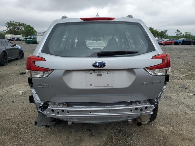  SUBARU FORESTER 2019 Srebrny