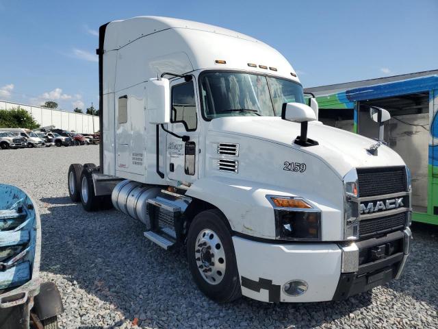 2021 Mack Anthem Semi Truck