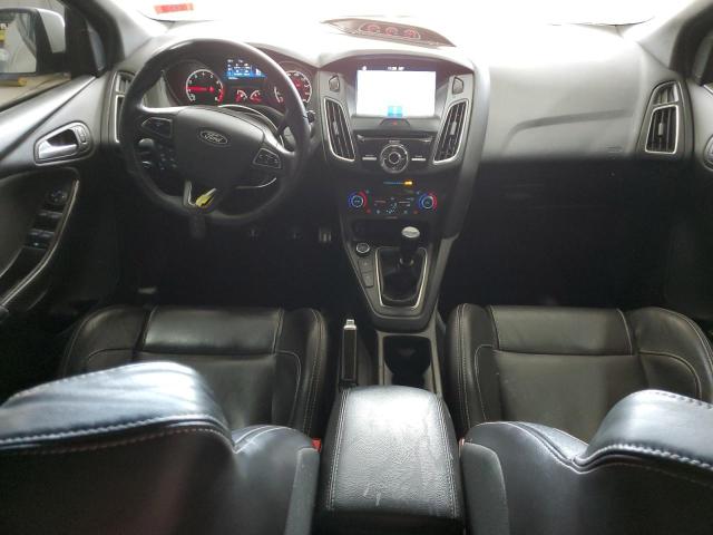 Хетчбеки FORD FOCUS 2016 Білий