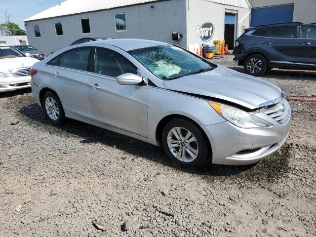  HYUNDAI SONATA 2013 Серебристый
