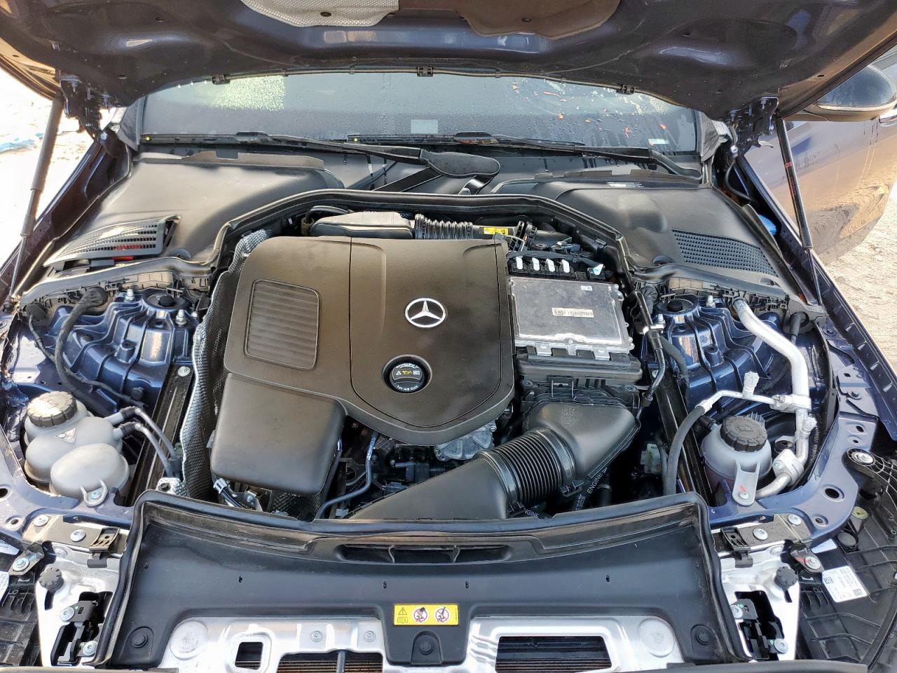 W1KAF4GBXRR213103 2024 Mercedes-Benz C 300