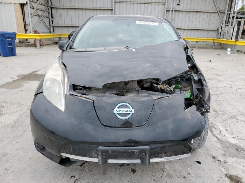  NISSAN LEAF 2015 Чорний