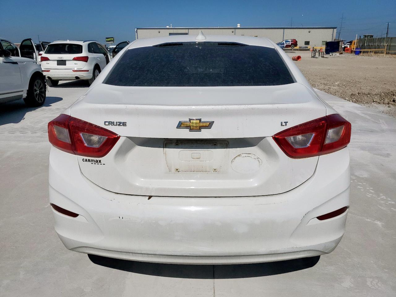 1G1BE5SM8K7147581 CHEVROLET CRUZE 2019
