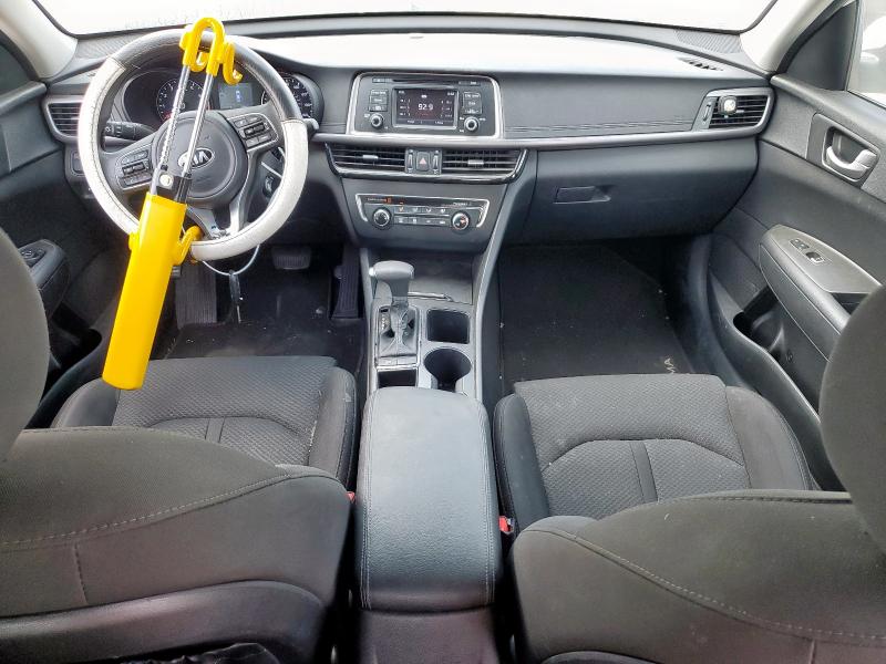 Sedans KIA OPTIMA 2017 Biały