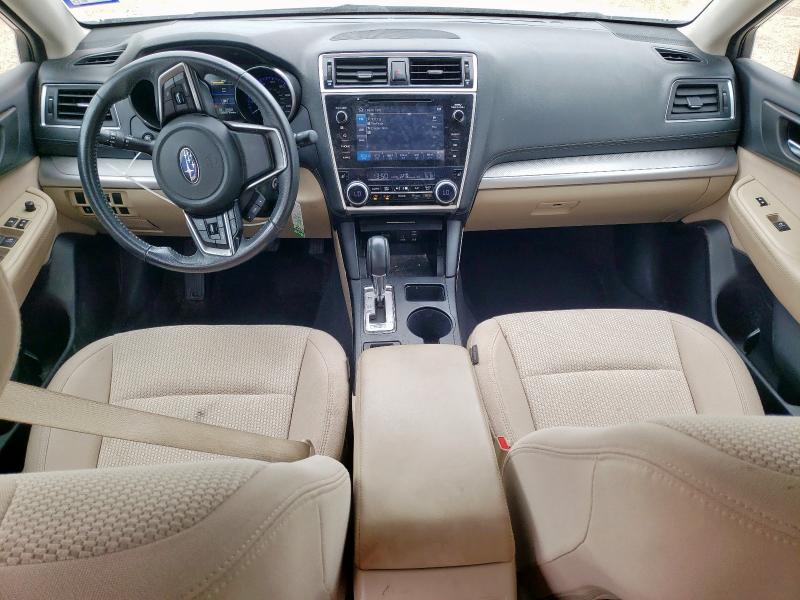  SUBARU OUTBACK 2018 Белы