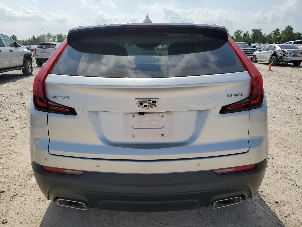2021 Cadillac Xt4 Luxury VIN: 1GYAZAR45MF040688 Lot: 55501985