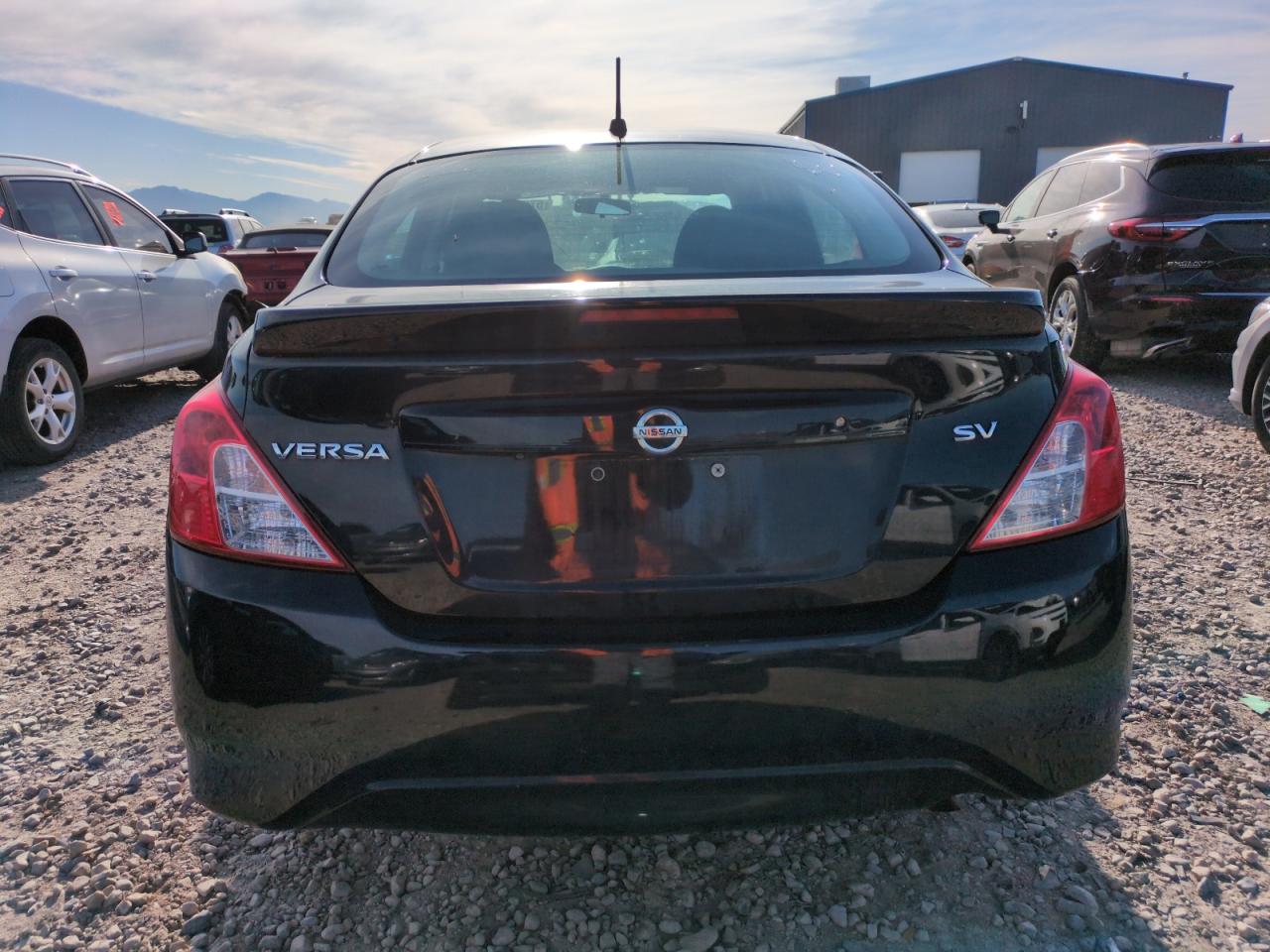 3N1CN7AP7KL873725 NISSAN VERSA 2019