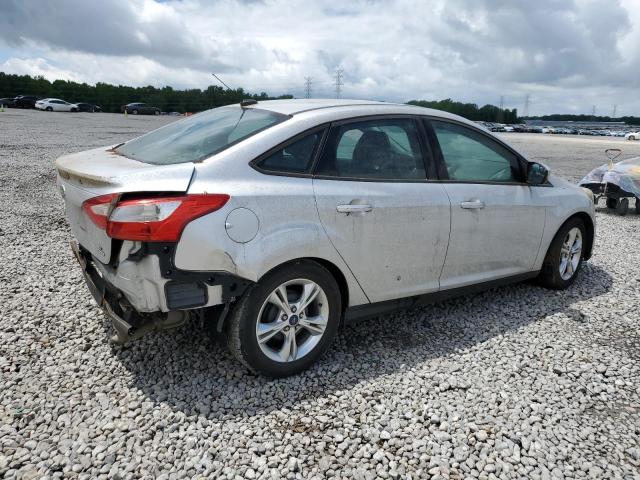 Sedans FORD FOCUS 2014 Silver