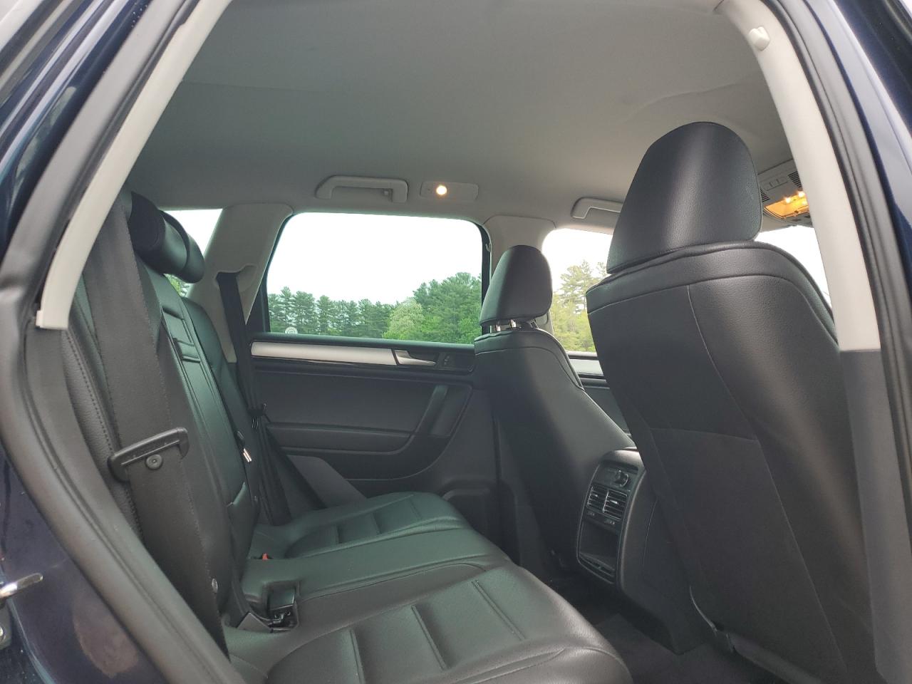 2014 Volkswagen Touareg V6 VIN: WVGEF9BP4ED012330 Lot: 58896205