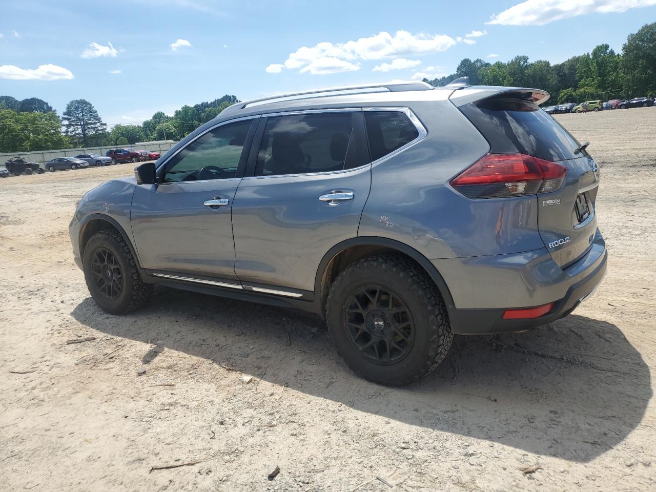 5N1AT2MV5JC742161 NISSAN ROGUE 2018