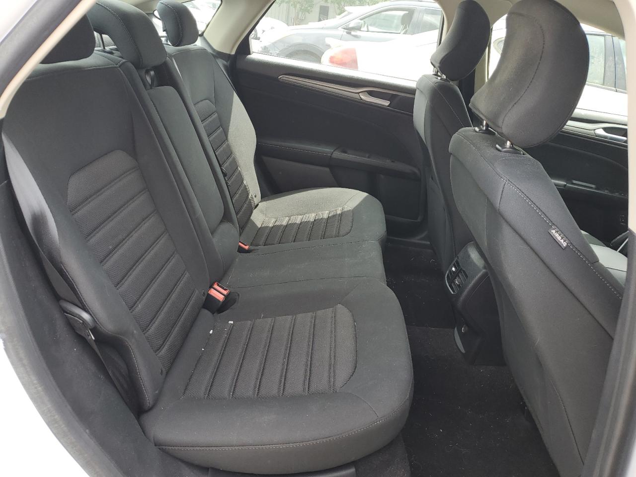 2019 Ford Fusion Se VIN: 3FA6P0LU8KR263978 Lot: 54023835