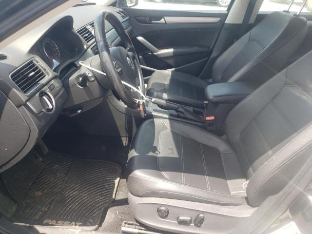 Sedans VOLKSWAGEN PASSAT 2015 Czarny