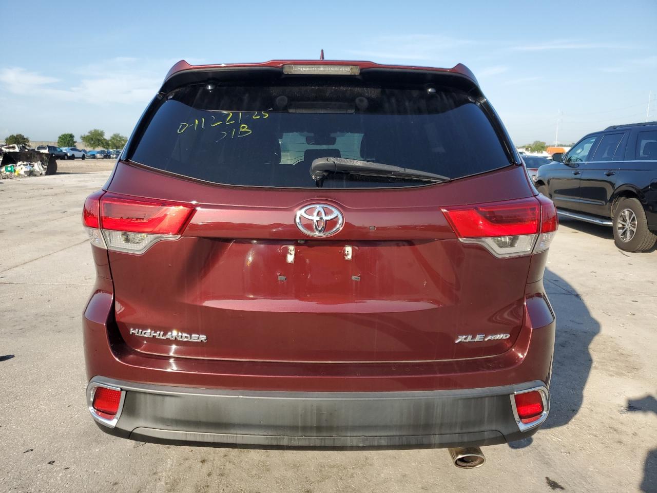 2019 Toyota Highlander Se VIN: 5TDJZRFH2KS966491 Lot: 58731015