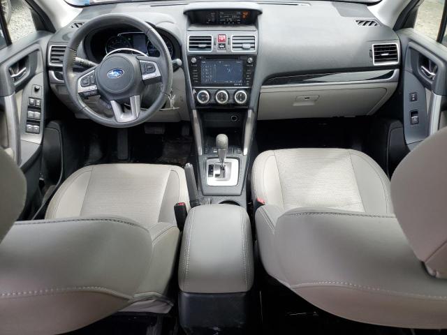  SUBARU FORESTER 2018 Красный