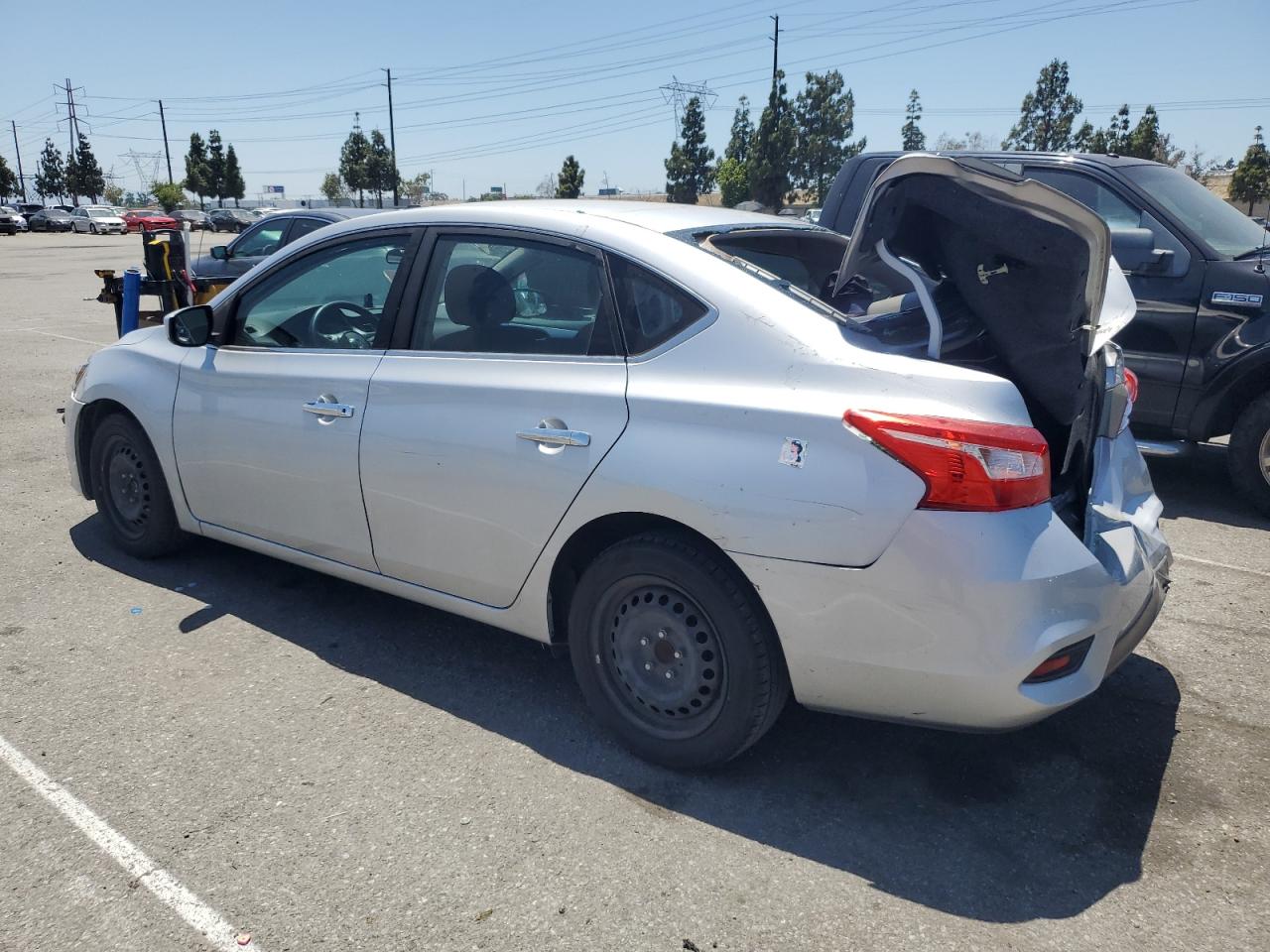 3N1AB7AP0KY376132 NISSAN SENTRA 2019
