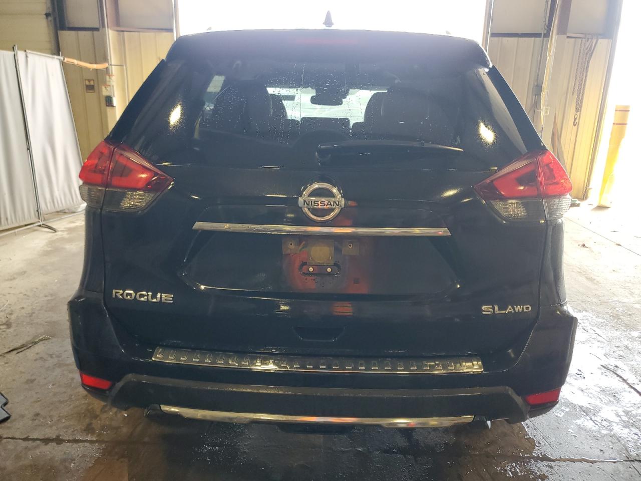 JN8AT2MV9JW341235 NISSAN ROGUE 2018