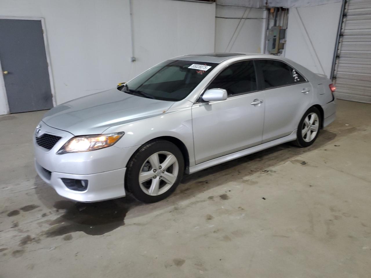 2011 Toyota Camry Base zu verkaufen in Lexington, KY - Rear End