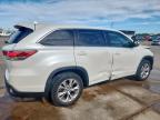 2016 Toyota Highlander Le for Sale in Grand Prairie, TX - Front End
