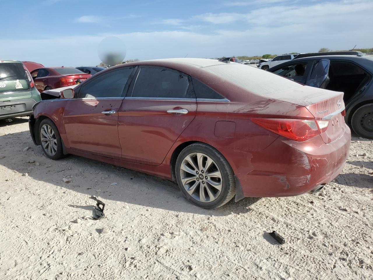 2012 Hyundai Sonata - Image 2
