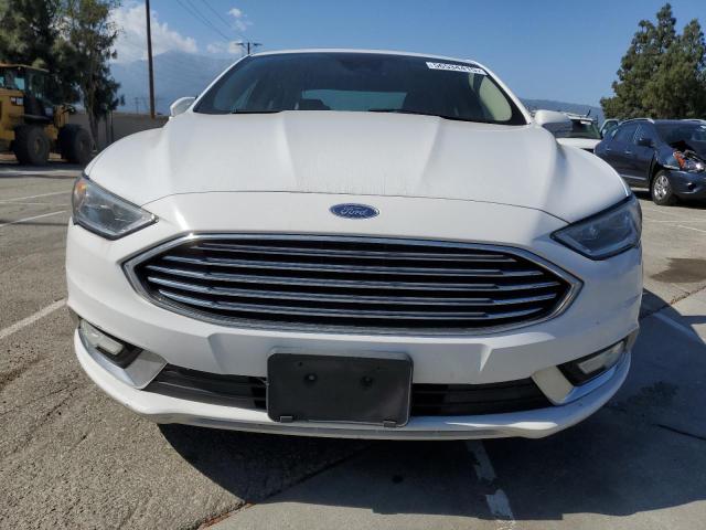 Седаны FORD FUSION 2017 Белый