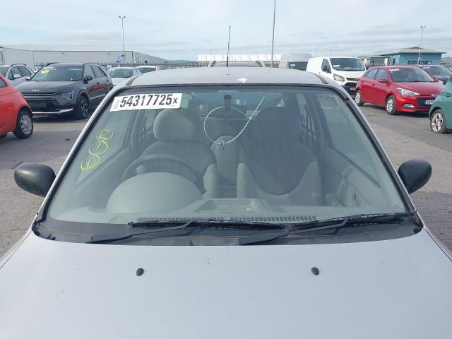 2000 NISSAN MICRA S