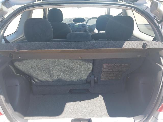 2002 TOYOTA YARIS GLS
