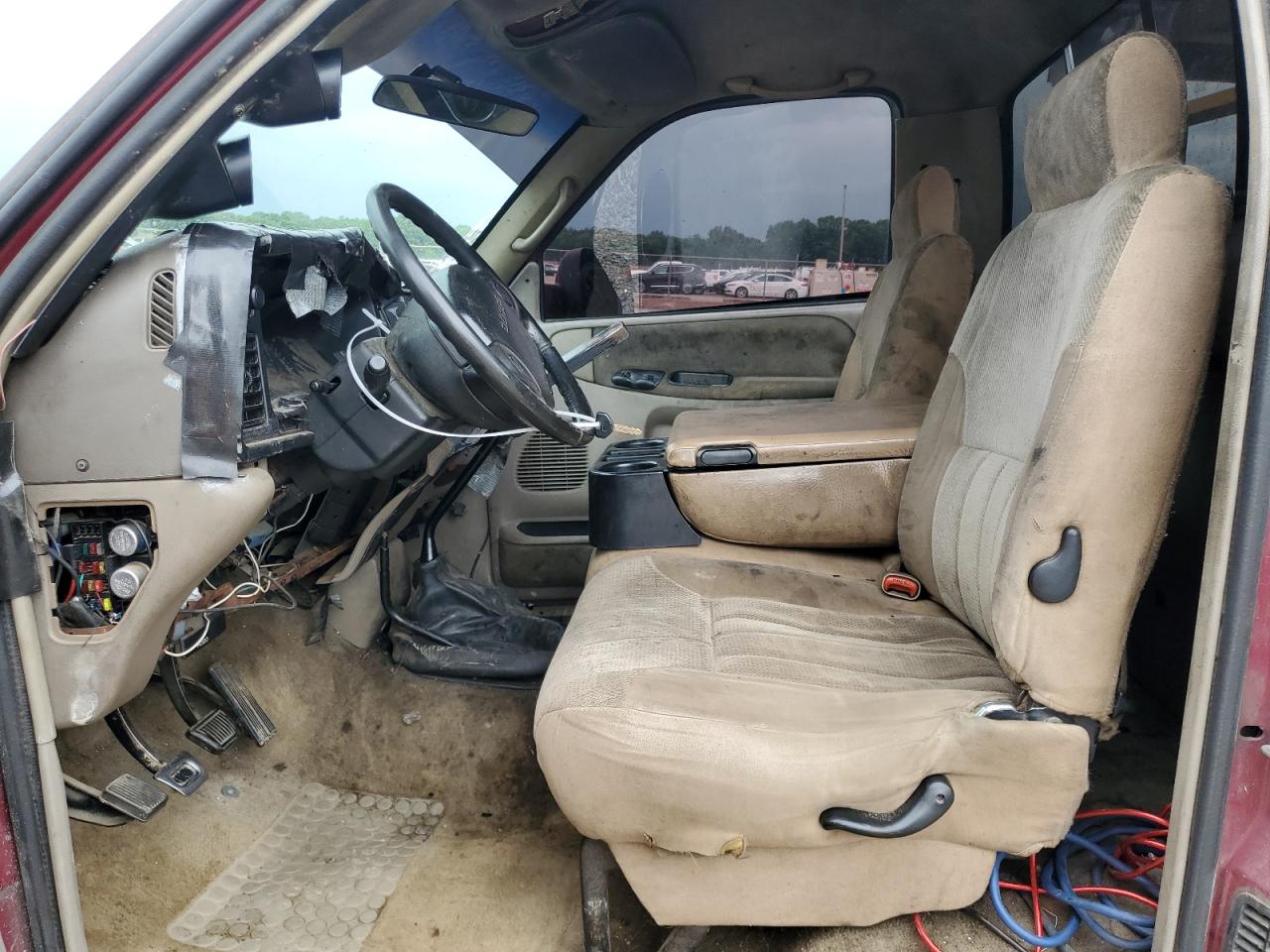 1995 Dodge Ram 2500 VIN: 1B7KF26C4SS181678 Lot: 56703415