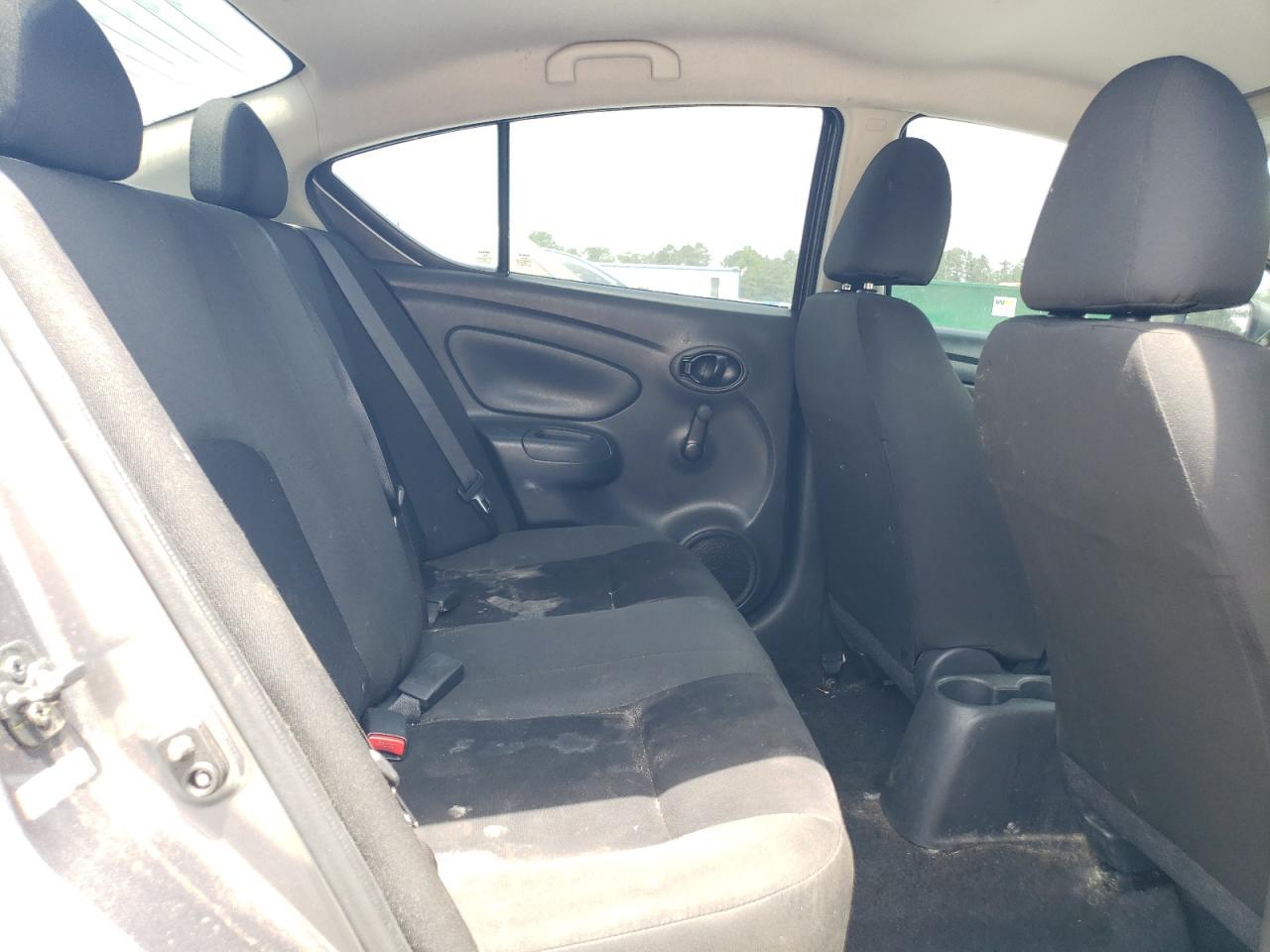 2018 Nissan Versa S VIN: 3N1CN7AP2JL813060 Lot: 57250835