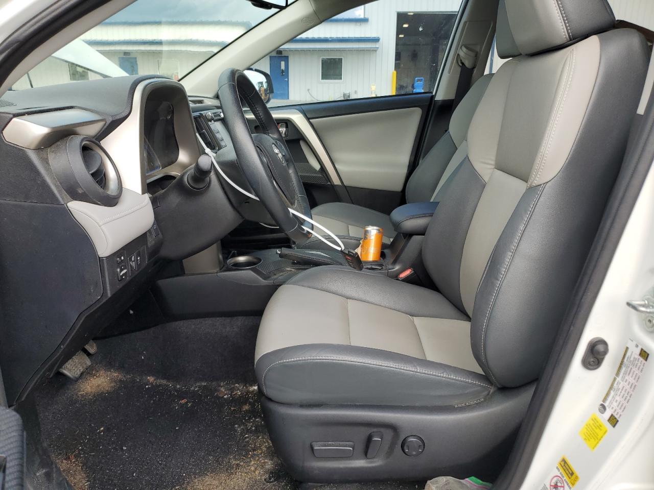 2015 Toyota Rav4 Limited VIN: 2T3YFREV8FW173893 Lot: 57166315