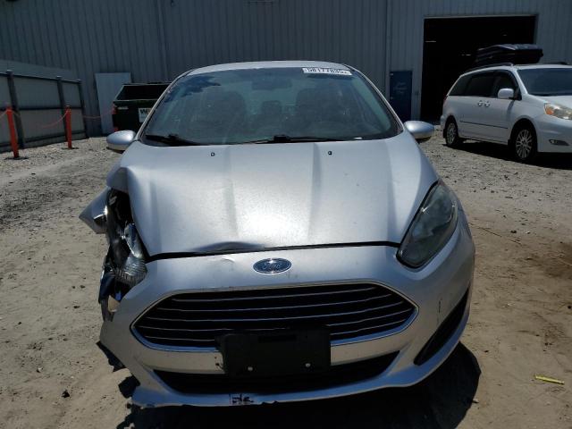  FORD FIESTA 2019 Srebrny