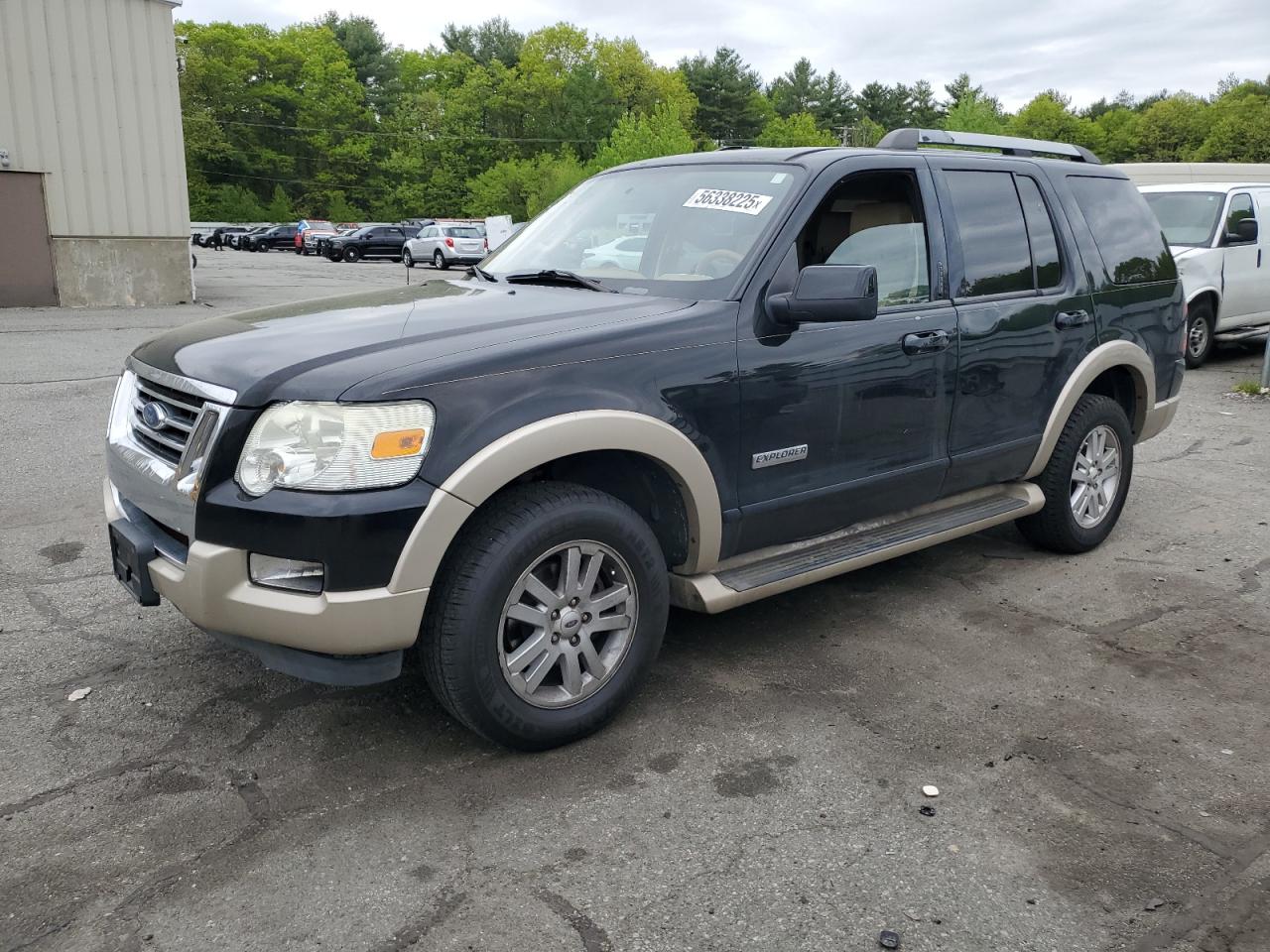 2007 Ford Explorer Eddie Bauer for Sale in Exeter, RI - Rear End