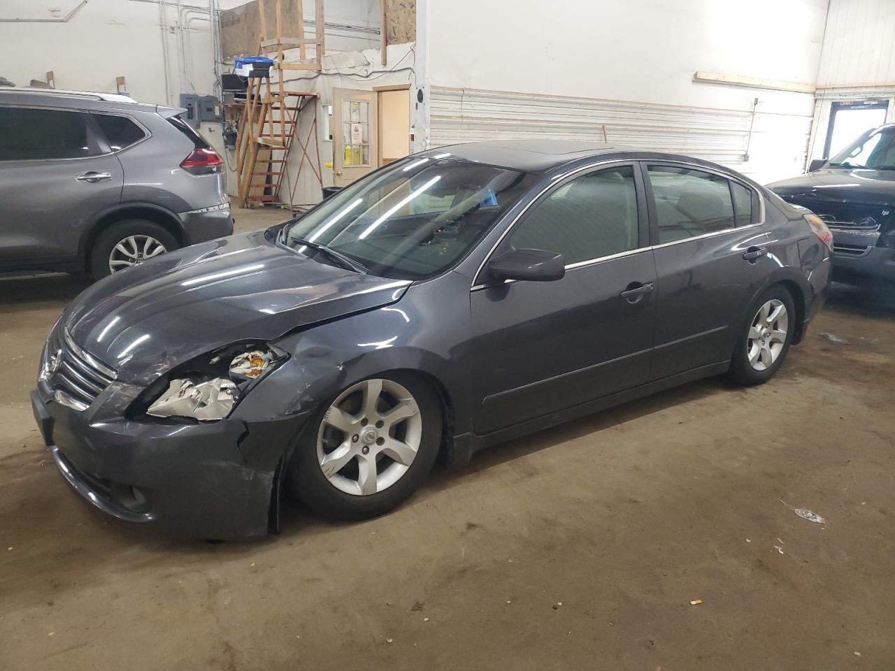2009 Nissan Altima 2.5 for Sale in Ham Lake, MN - Front End