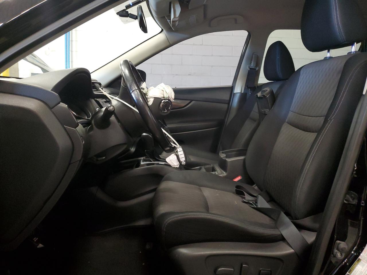 JN8AT2MV4HW005146 NISSAN ROGUE 2017