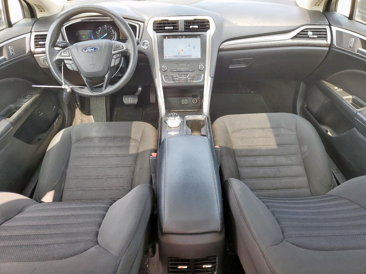 3FA6P0LU3KR109484 FORD FUSION 2019
