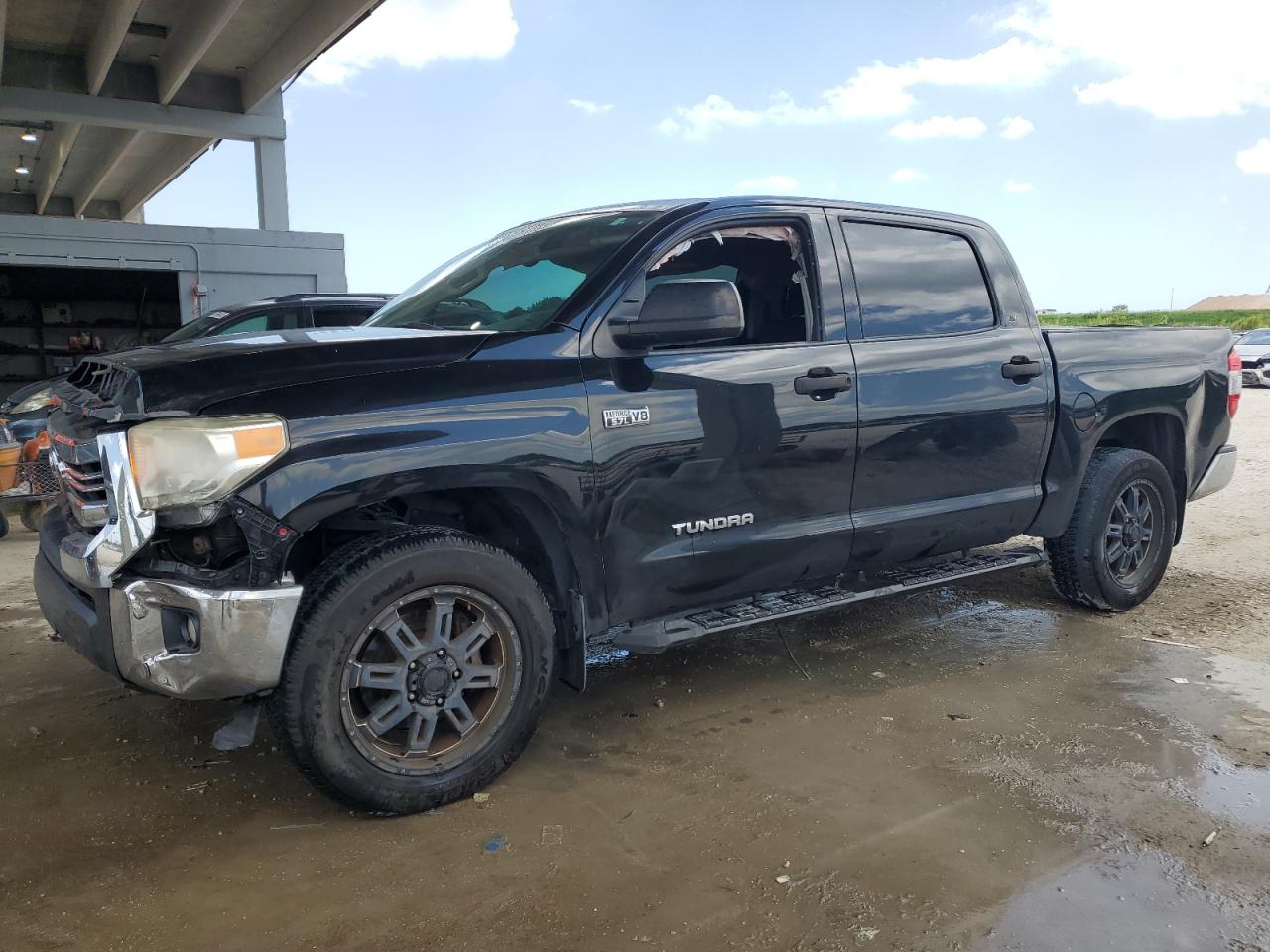 2017 Toyota Tundra Crewmax Sr5