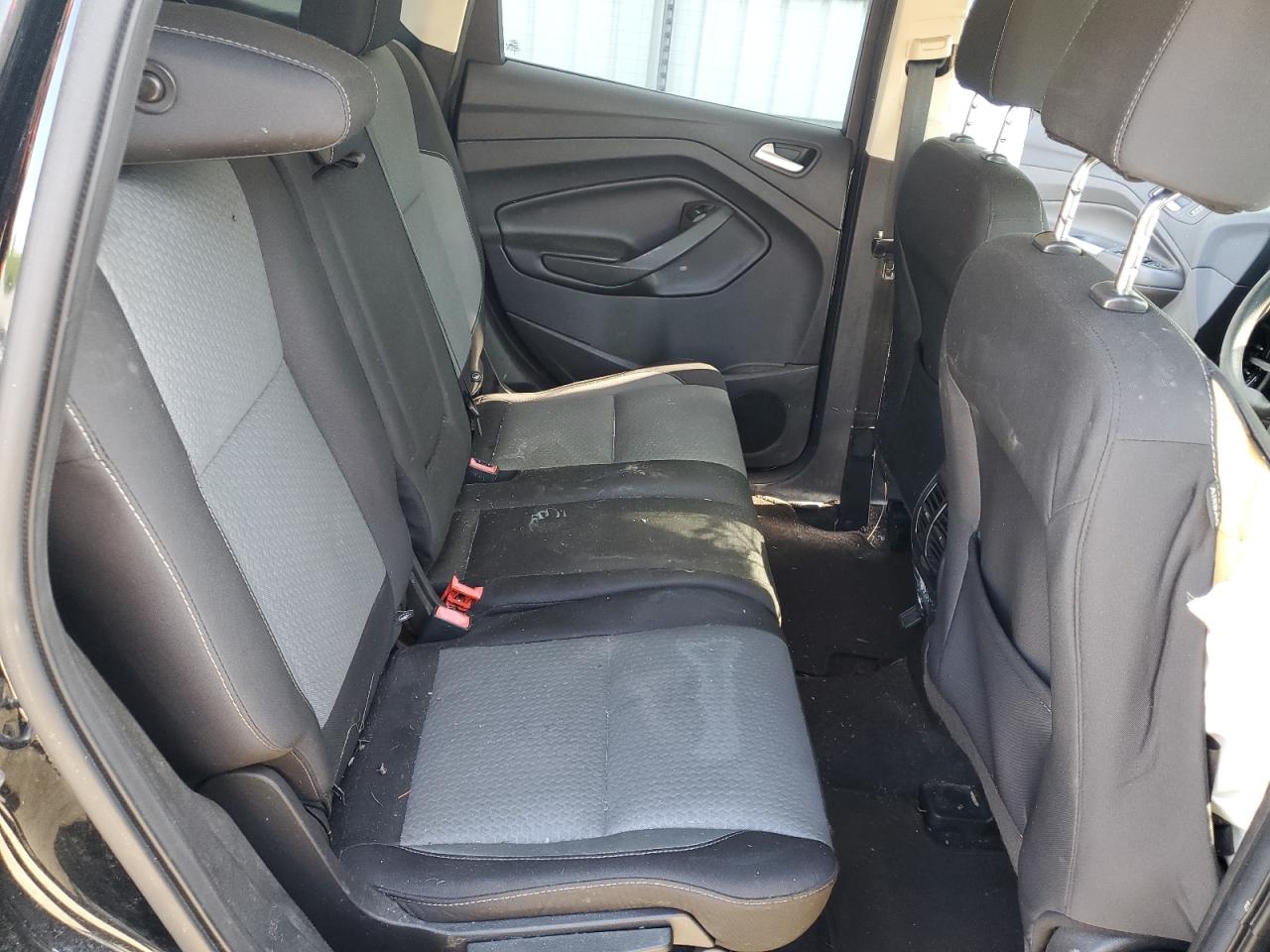 1FMCU0G96HUC81260 FORD ESCAPE 2017