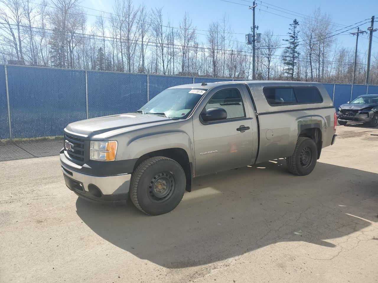 Moncton, NB에서 판매 중인 2012 Gmc Sierra C1500 - Minor Dent/Scratches