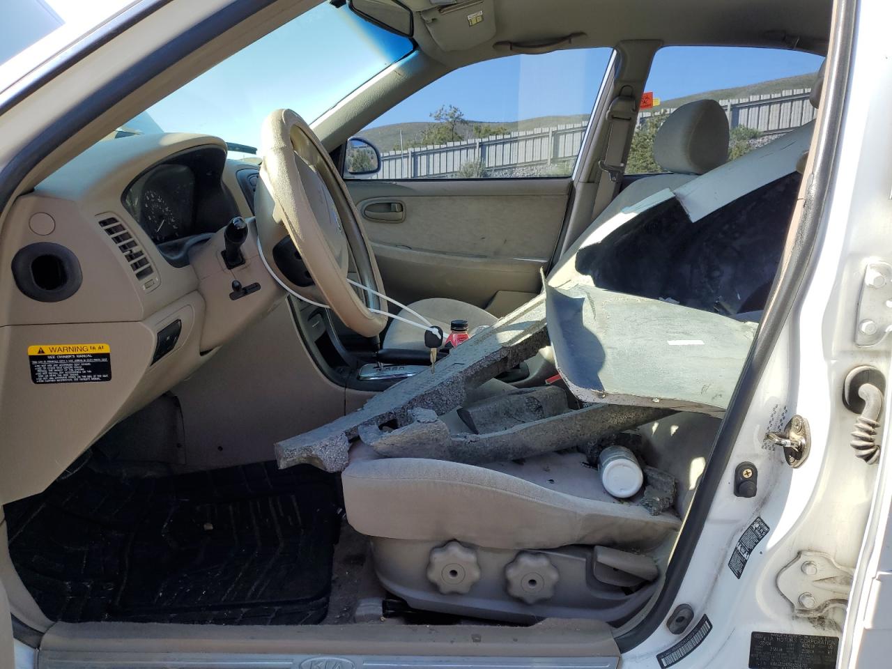 2004 Kia Optima Lx VIN: KNAGD126545324710 Lot: 57339515