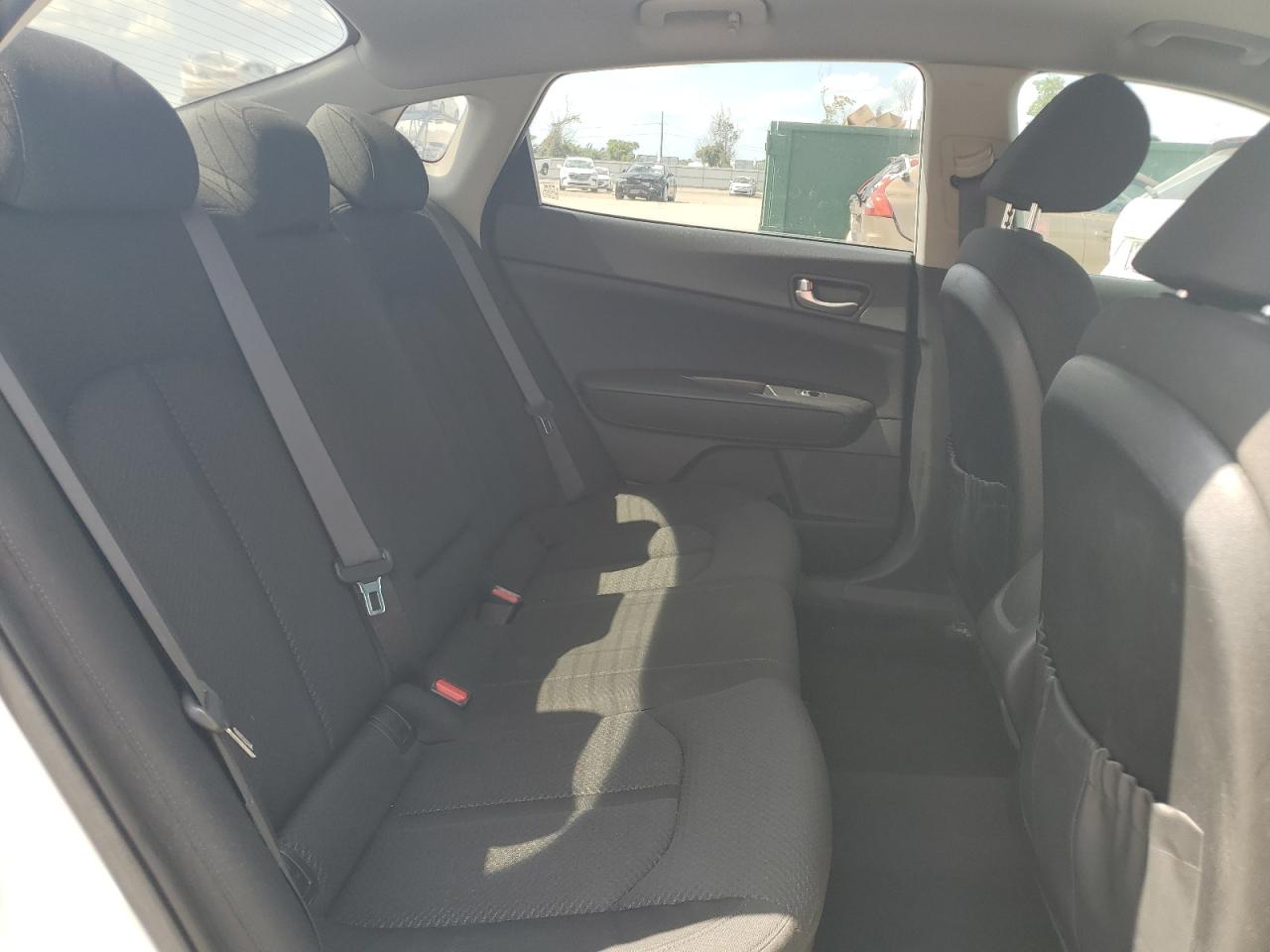 2016 Kia Optima Lx VIN: KNAGT4L33G5095425 Lot: 56877445